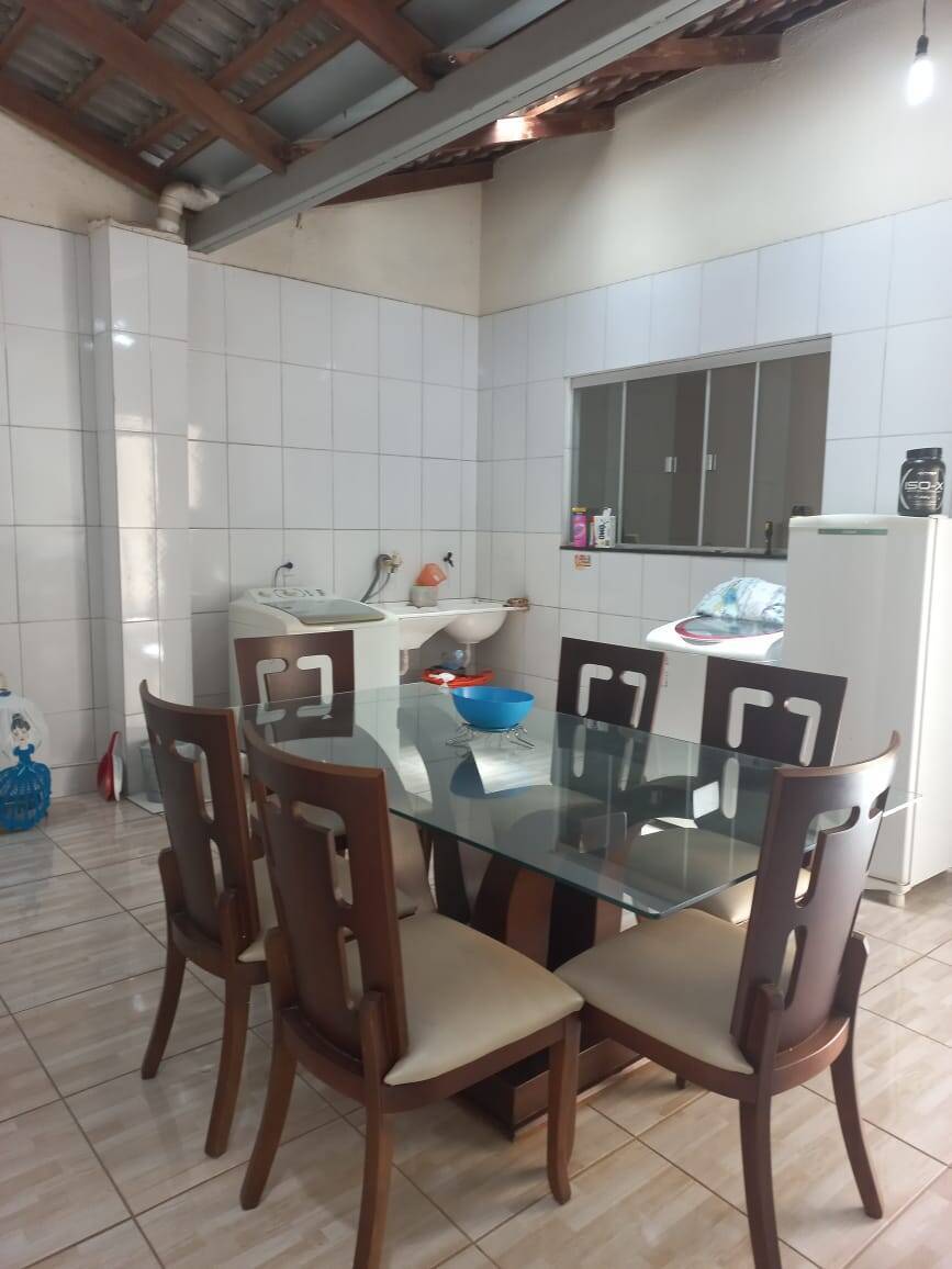 Casa à venda com 3 quartos, 180m² - Foto 17