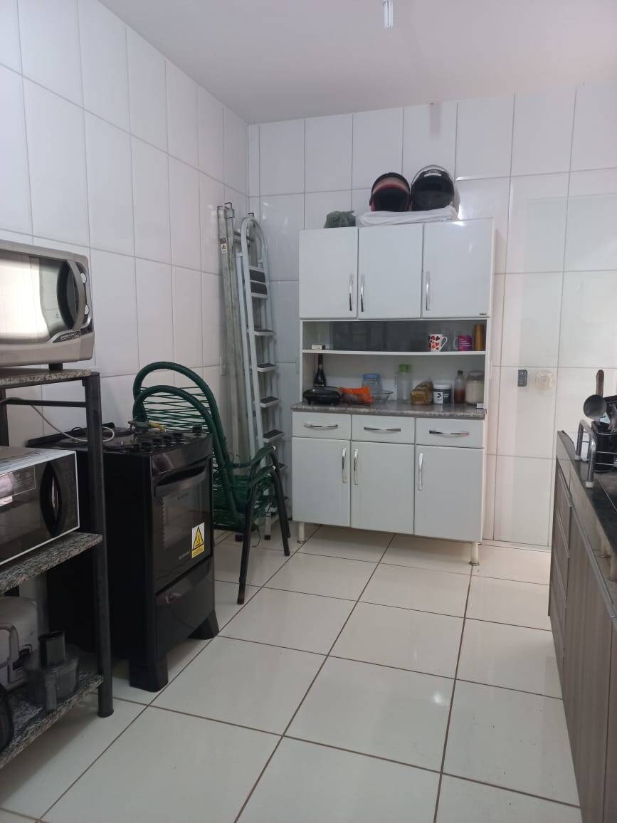 Casa à venda com 3 quartos, 180m² - Foto 13