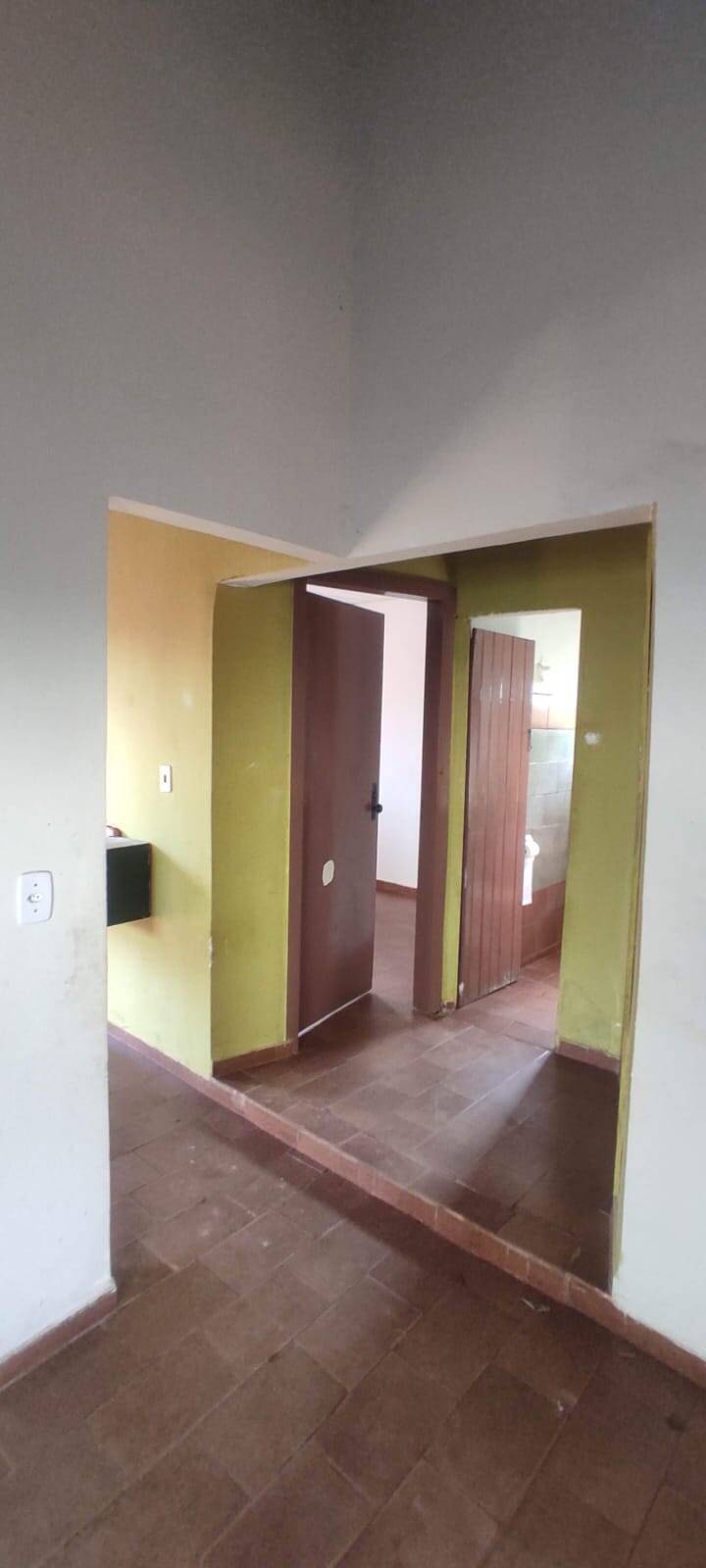 Casa à venda com 2 quartos, 250m² - Foto 11