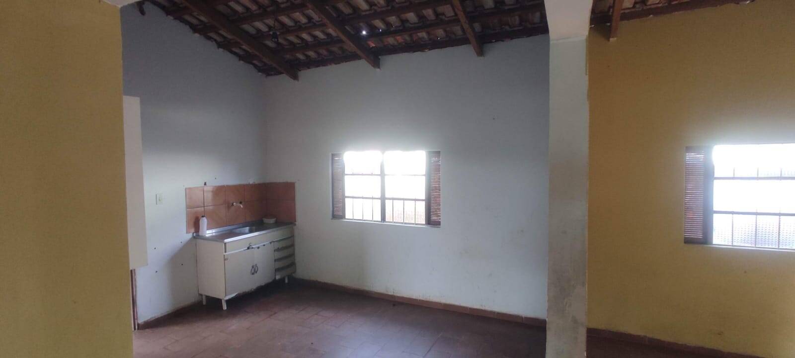 Casa à venda com 2 quartos, 250m² - Foto 10