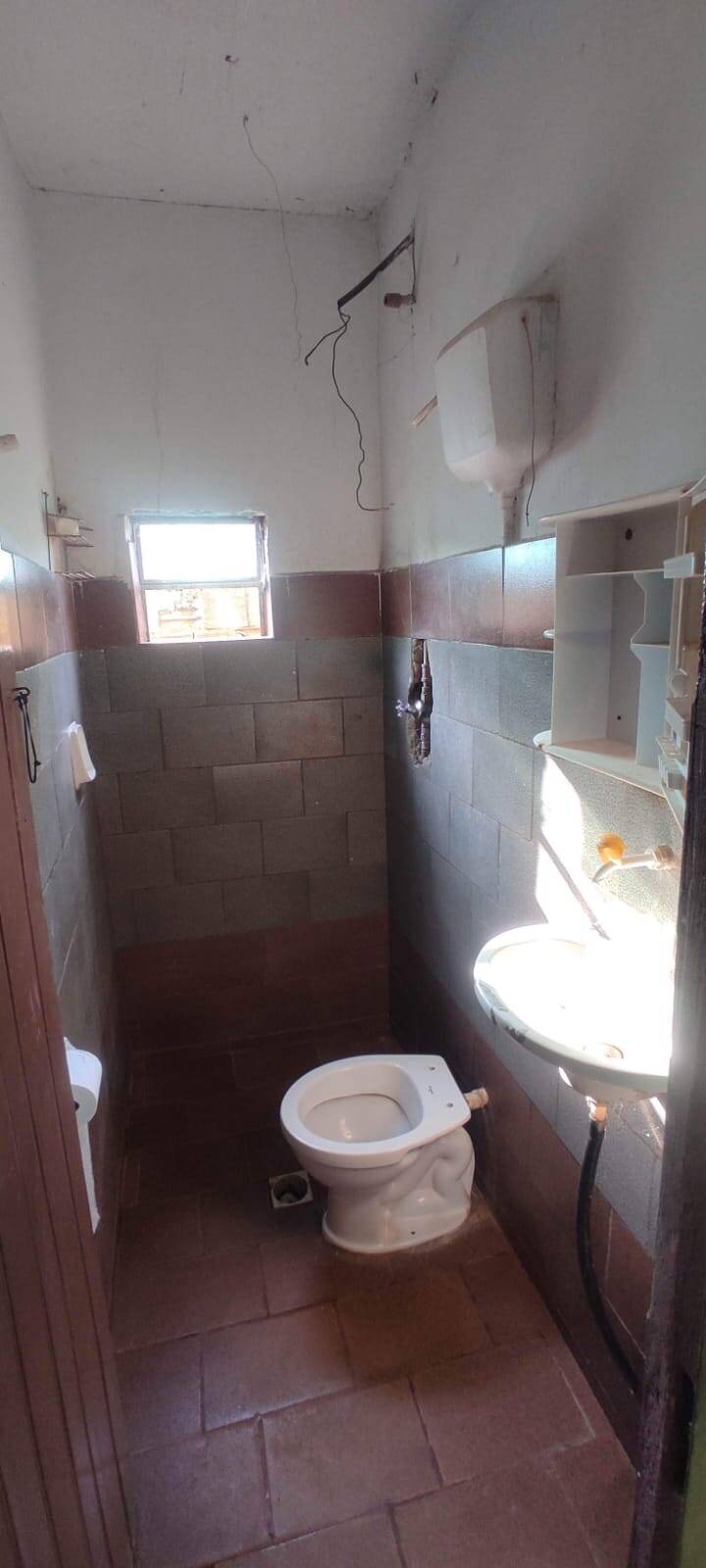 Casa à venda com 2 quartos, 250m² - Foto 12