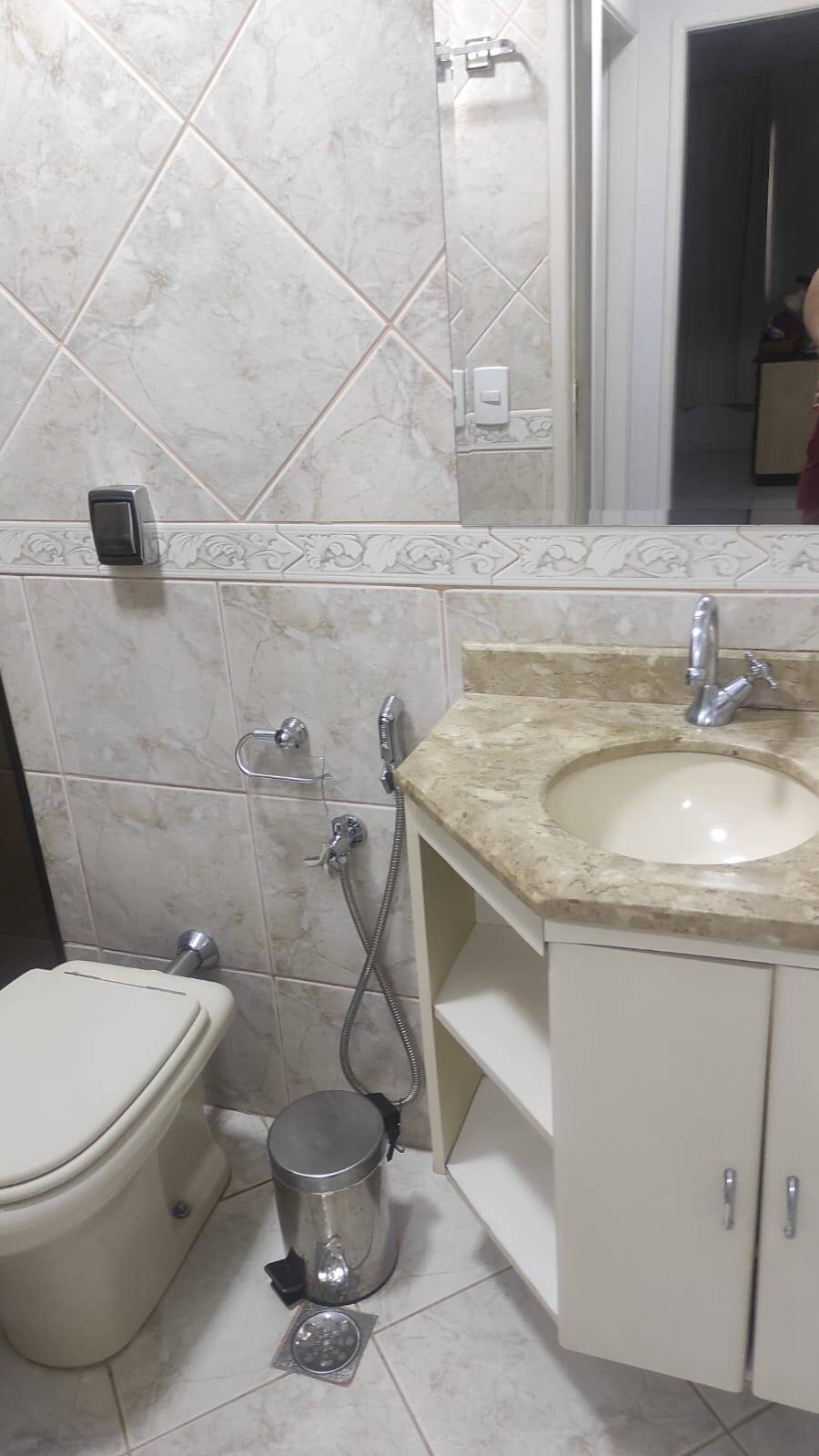 Apartamento à venda com 3 quartos, 75m² - Foto 11